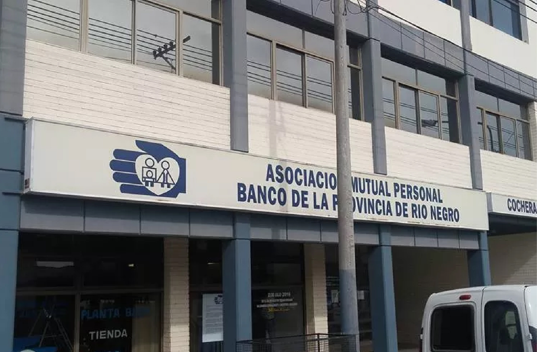 Institucional